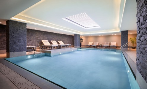 Le Méridien Indoor Pool